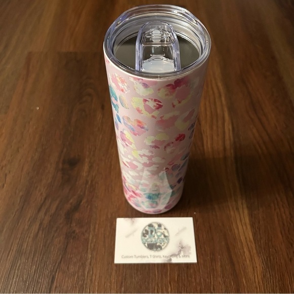 NEW D5 Designs Costumed Pink Designed Slim Tumbler - Picture 4 of 6